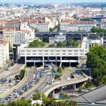 Voyage en toute sérénité : les meilleurs moyens de transport entre Lyon et l’aéroport